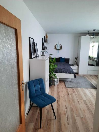 Zeer mooie, lichte en goed onderhouden 1-kamerwoning met inbouwkeuken (vaatwasser) in Stuttgart – Foto 1