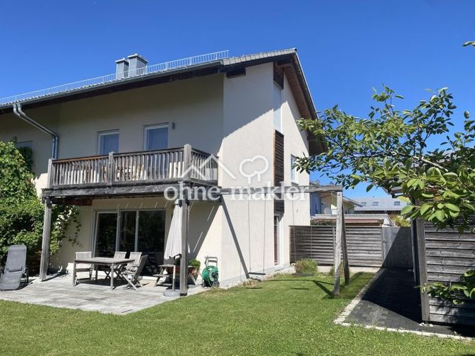 Bella casa bifamiliare con vista libera fino ai piedi delle Alpi *senza provvigione* – Foto 1