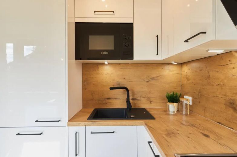 Appartamento ampio e modernizzato – Foto 1
