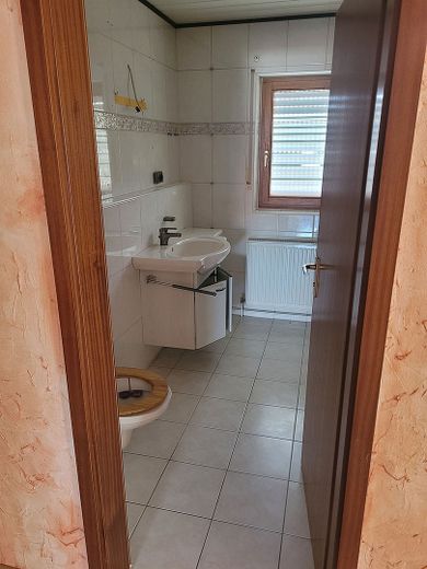 Ruhige sehr schoene 2,5 Zimmer DG Maisonette Whg. – Foto 7