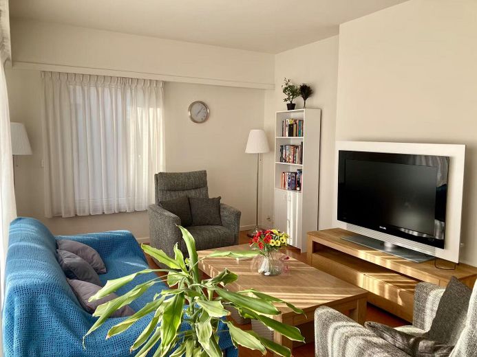 Komplett möblierte 3-Zimmer-Wohnung mit 2 Schlafzimmern und Wohnzimmer – Foto 7