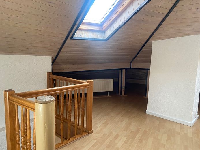 Sin comisión de particular: inmueble histórico de inversión con amortización por patrimonio (antiguo monasterio) – 3 viviendas + potencial de ampliación en Bamberg-Theuerstadt – Foto 25