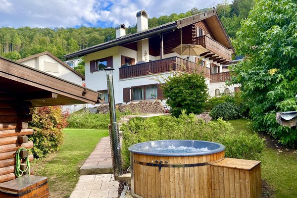 Maison individuelle avec appartement indépendant et vue dégagée *sans commission*