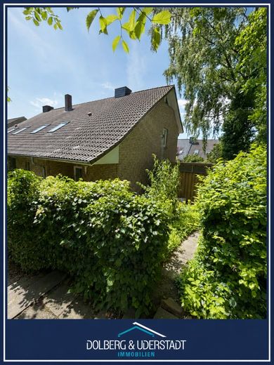 Gepflegtes Reihenendhaus mit fünf Zimmern und viel Platz – Bild mit Rahmen