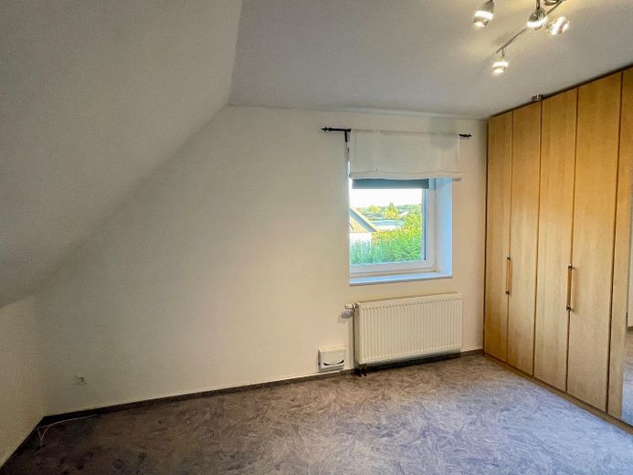 gepflegte Doppelhaushälfte in der Nähe vom Hamburg - mit Chashback Kauf einer beim Wärmepumpe!! – Schlafzimmer