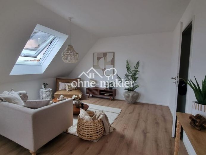 Ein Zuhause zum Wohlfühlen – frisch renovierte Dachgeschosswohnung im Bochumer Süden – Foto 1
