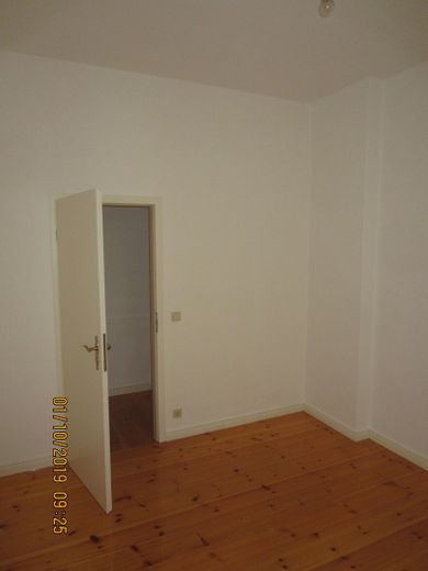 Spokojne i piękne 2-pokojowe mieszkanie w starej kamienicy w popularnej dzielnicy Friedrichshain – kleines Zimmer