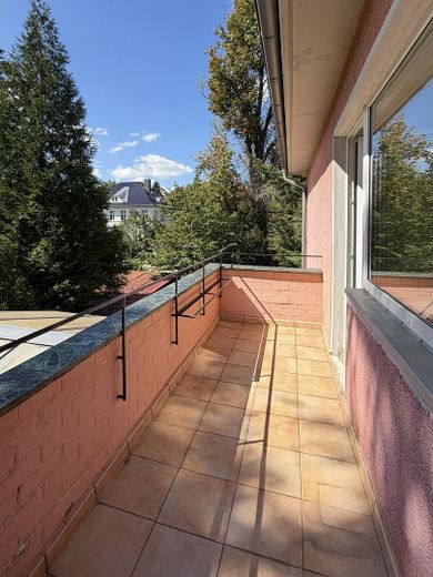 Helle 3-Zimmer-Wohnung mit Balkon in Westend – Balkon
