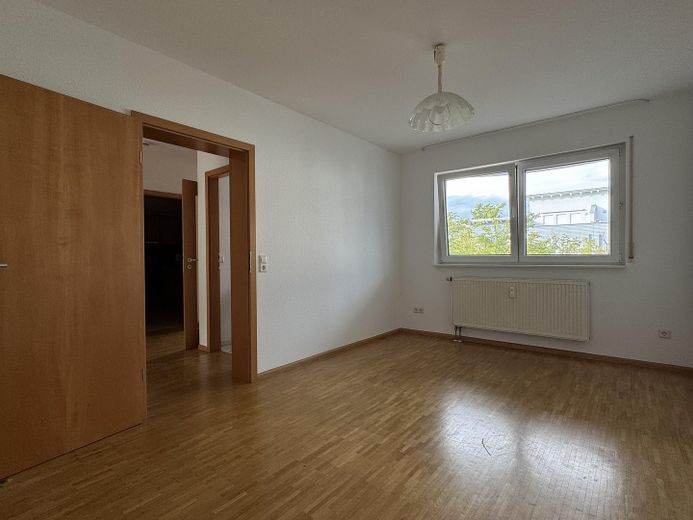 Jasne mieszkanie własnościowe z 3,5 pokojami w Heitersheim! – Schlafzimmer II