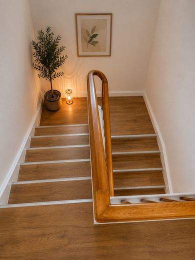 Ubicación privilegiada de particular – Listo para entrar a vivir - Vivienda unifamiliar o bifamiliar – Treppenhaus 2