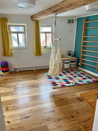 Einfamilienhaus - kernsaniert mit Innenhof und Garten, Scheune, PV – Schlafzimmer 3 - OG