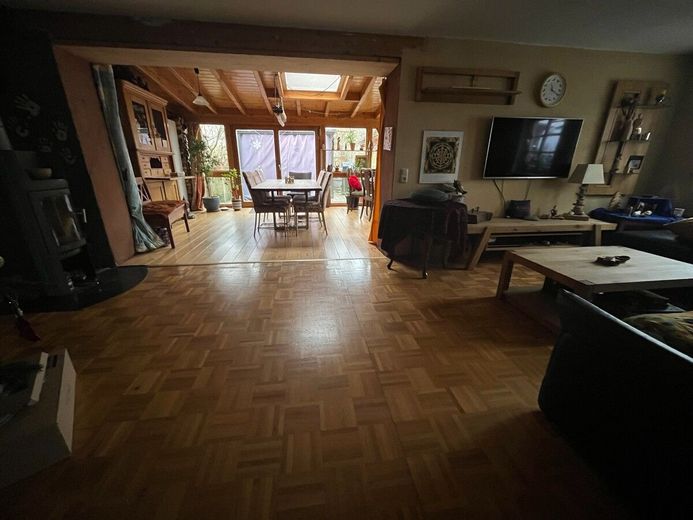 Familienfreundliches, energieeffizientes Wohnhaus mit Holzanbau, PV &amp; Wärmepumpe – Gemünden - 1 (1)