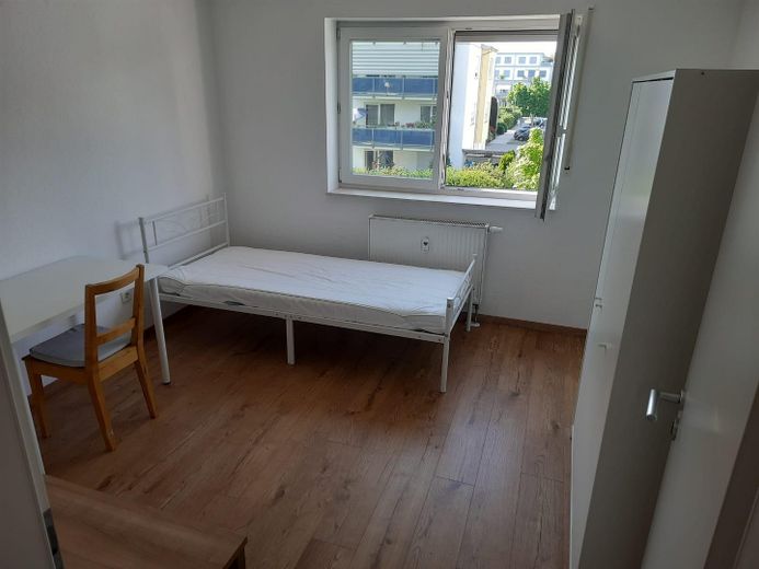 Möblierte 2-Zimmer-Wohnung in Uni-Nähe – Perfekt für WG! – Zimmer 1
