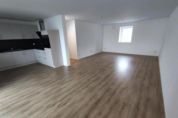 Modernes Wohnen in Wassertrüdingen: 2-Zimmer-Wohnung mit Balkon