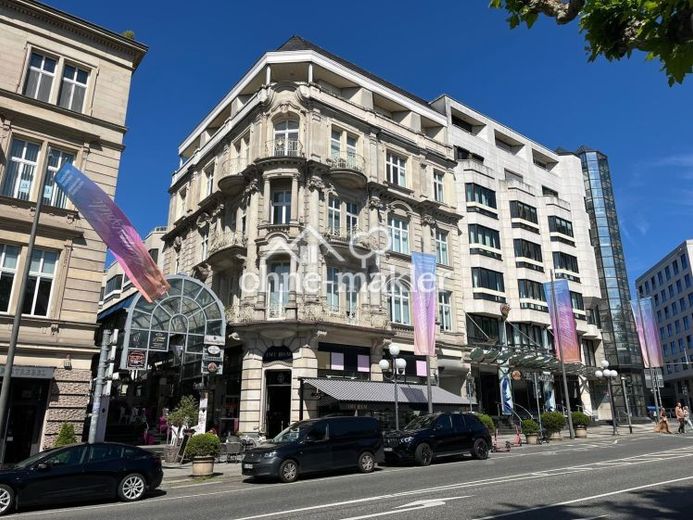 Wilhelmstraße üzerinde, Kurhaus yakınında, en iyi merkezi konumda temsili ofis, muayenehane veya daire – Fotoğraf 1