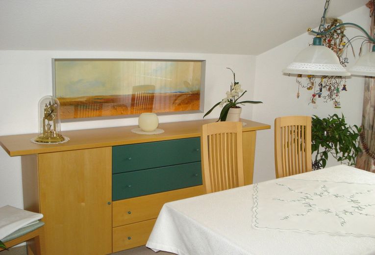 3 Zimmer Wohnung Oberasbach Altenberg – Essbereich