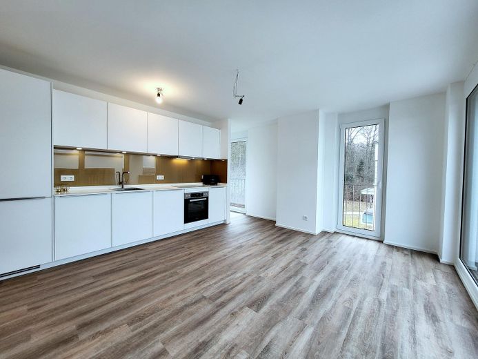 Penthouse z tarasem dachowym i widokiem w dal – nowy budynek 2023 – Offener Wohn-, Ess- und Kochbe