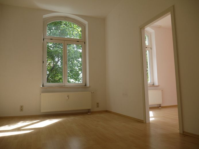 DD-Cotta: Attraktive, großzügige 4-Raum-Wohnung mit Einbauküche und privatem Gartenanteil ! – Kinderzimmer