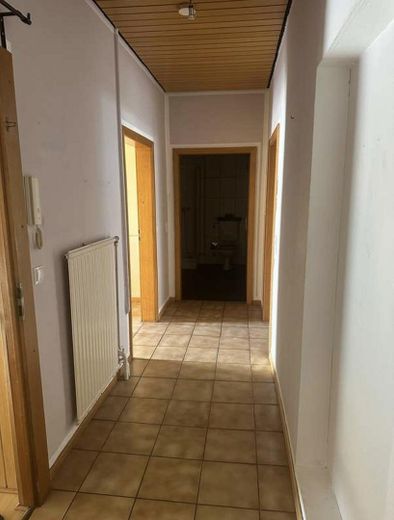 Apartamento de 4 habitaciones con balcón en Neuwied – Foto 1