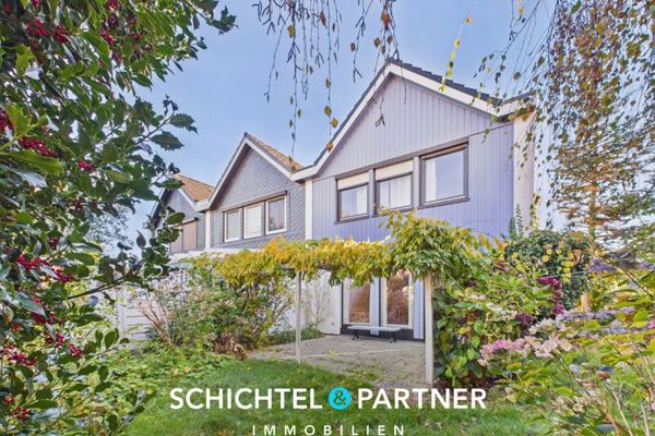 Osterholz-Scharmbeck | Gepflegtes Reihenendhaus mit schönen Garten & Garage