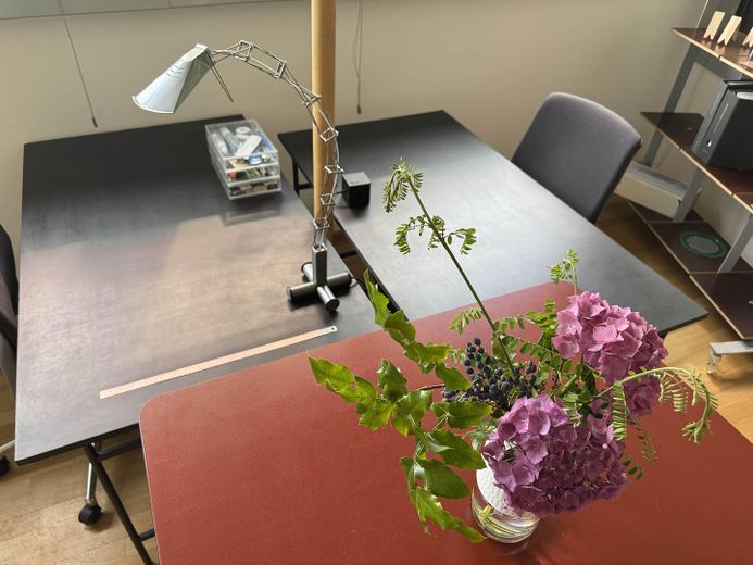 4 postazioni di lavoro | Ufficio a Sachsenhausen direttamente sul Meno | Terrazza e giardino – Arbeitsplätze