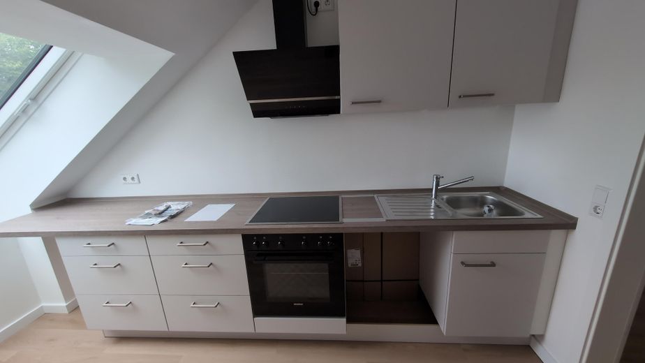 Luminoso appartamento di 2 locali (mansarda, ca. 70m², prima occupazione!) – Foto 11