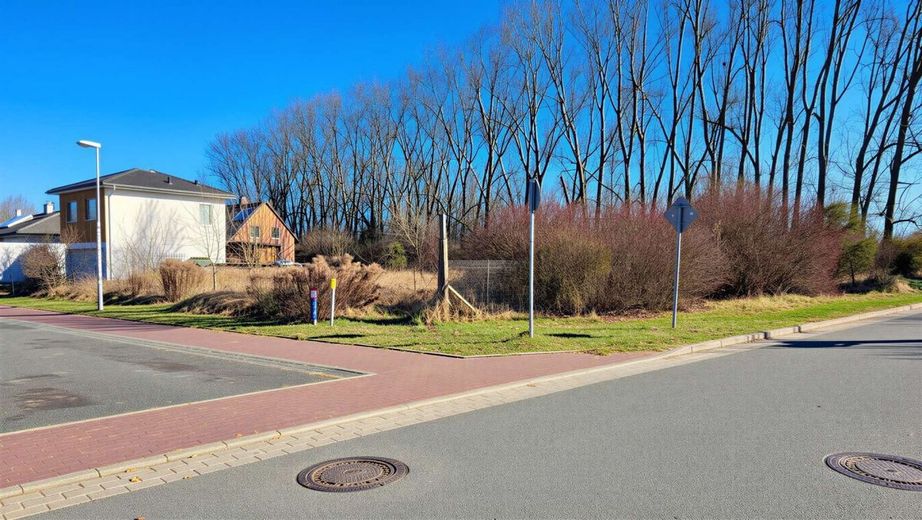 Eckgrundstück in Schönefeld (bauträgerfrei) – Baugrundstück