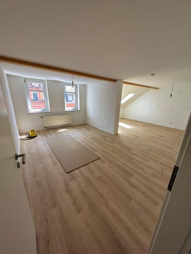 Eigentumswohnung Maisonette 5 Schlafräume, große Wohnküche und 2 Bäder – Foto 8