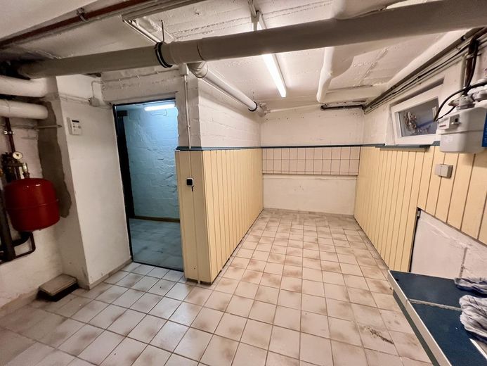 Kendine ait arsa üzerinde 4 odalı sıra ev – Heizungsraum