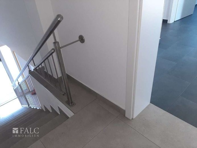 Einziehen &amp; wohlfühlen: Moderne Wohnung mit Balkon und energetischen Bestwerten in Laggenbeck – Treppenhaus