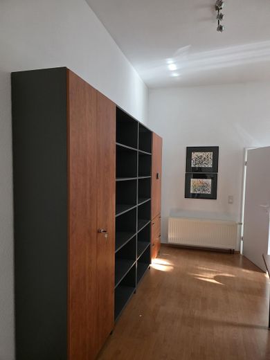 „The Flow-Hub“ – Industrielle Eleganz für kreative Köpfe – Büro 5