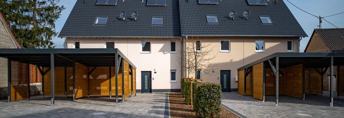 Reihenhausanlage mit 4 WE