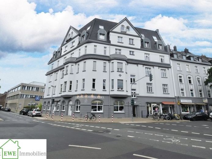 Objekt Nr. 323 - 40547 Oberkassel.
2 Zimmer Dachgeschoßwohnung mit Einbauküche in Oberkassel – Foto 1