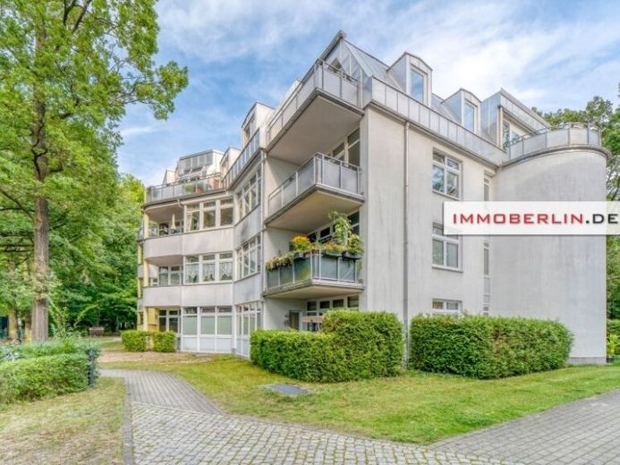 IMMOBERLIN.DE - Posizione da sogno! Appartamento inondato di luce con loggia esposta a sud e ascensore – Foto 1