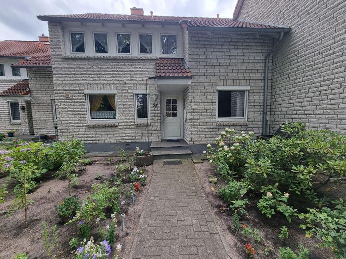 Maison mitoyenne centrale bien entretenue à Gifhorn Süd – Haupteingang