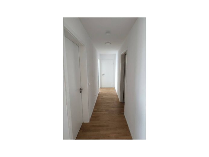 Ideal für Paare oder kleine Familien: 3-Zimmer-Wohnung – Flur