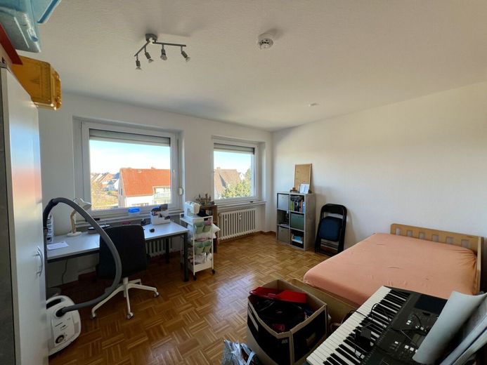 3-Zimmer Eigentumswohnung mit Loggia und Weitblick auf das Kaiser-Wilhelm-Denkmal - Minden-Meißen! – Gäste - Arbeitszimmer