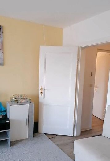 Sichere Kapitalanlage & Altersvorsorge in Stuttgart-Degerloch – Wohnzimmer