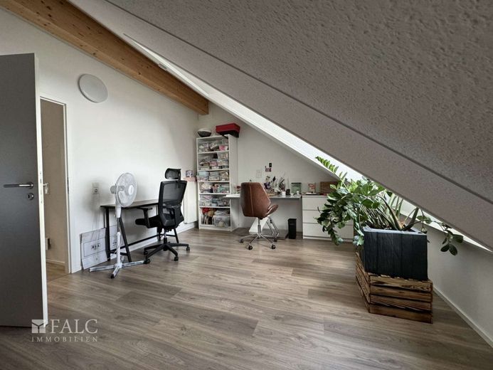 Arbeitszimmer DG