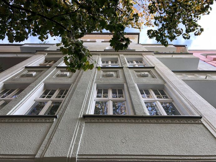 Tiergarten, prima occupazione, tranquillo appartamento di 2 locali in edificio d’epoca completamente arredato – Foto 15