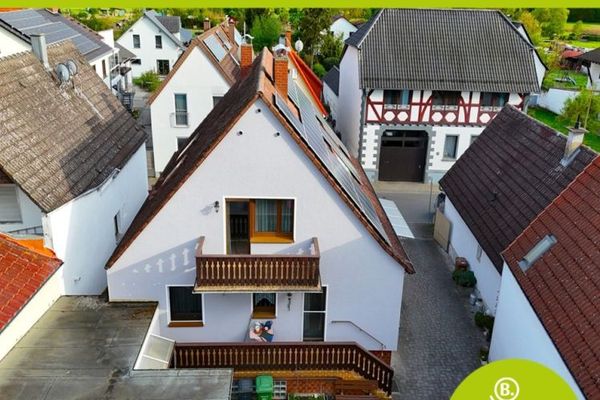 Langwaden'de aile mutluluğu - Çatı katında ayrı dairesi bulunan müstakil evde bolca alan