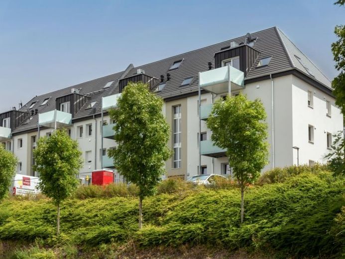 Trier-Feyen neue Maisonettewohnung mit Flair, moderner Heiztechnik sowie toller Weitsicht – Foto 1