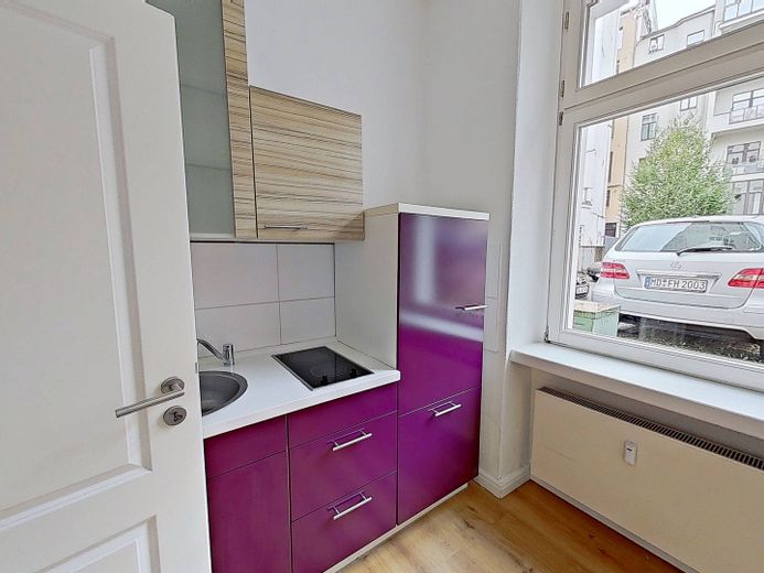 Viel Platz zum Wohlfühlen - Helle 2-Zimmer-Wohnung mit EBK in fußläufiger Nähe zur Altstadt – Ansicht I: Küche