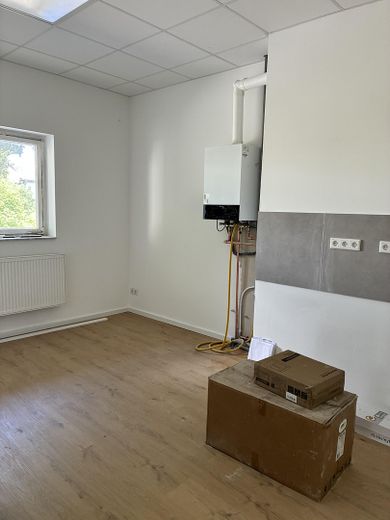 Modernized commercial hall with office in Remscheid – Foto 6