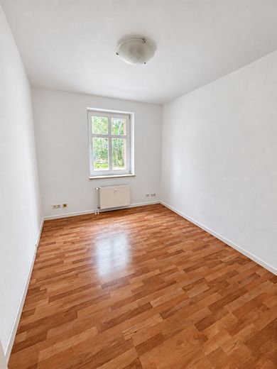 Boş, komisyonsuz 3 odalı daire, balkon ve bahçe kullanımı – doğrudan Sanssouci Parkı’nın yanında – Zimmer 2