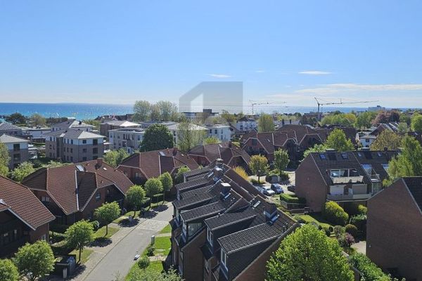 PENTHOUSE FEELING MIT SEITLICHEM MEERBLICK