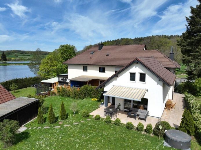 Ihre neue Doppelhaushälfte Neubau 2018 Höchstadt-Etzelskirchen + Option extra großer Garten 375qm – BG 575qm Höchstadt Aischf 061