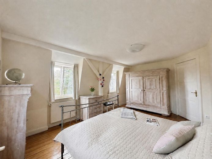 Villa mit Gutshauscharakter auf 3500m²-unverbaubarer Seeblick in Kieler Stadtrandlage – Schlafzimmer 1, 1.OG