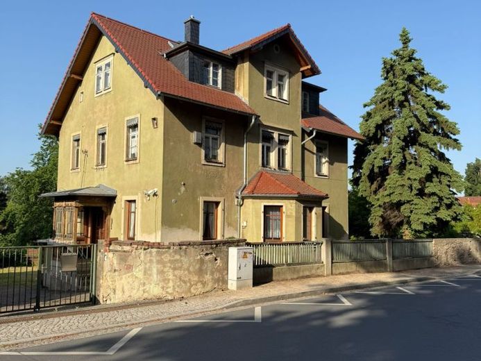 Historischer Charme auf großem Traumgrundstück – Altbau mit Nebengebäude in erstklassiger Lage – फोटो 1