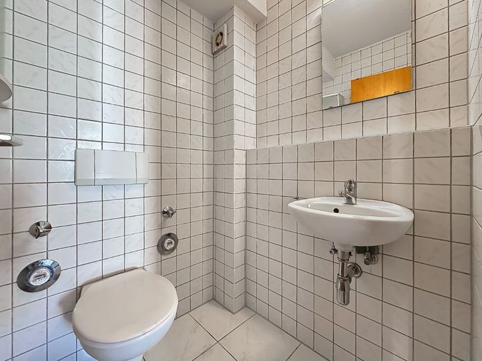 WC